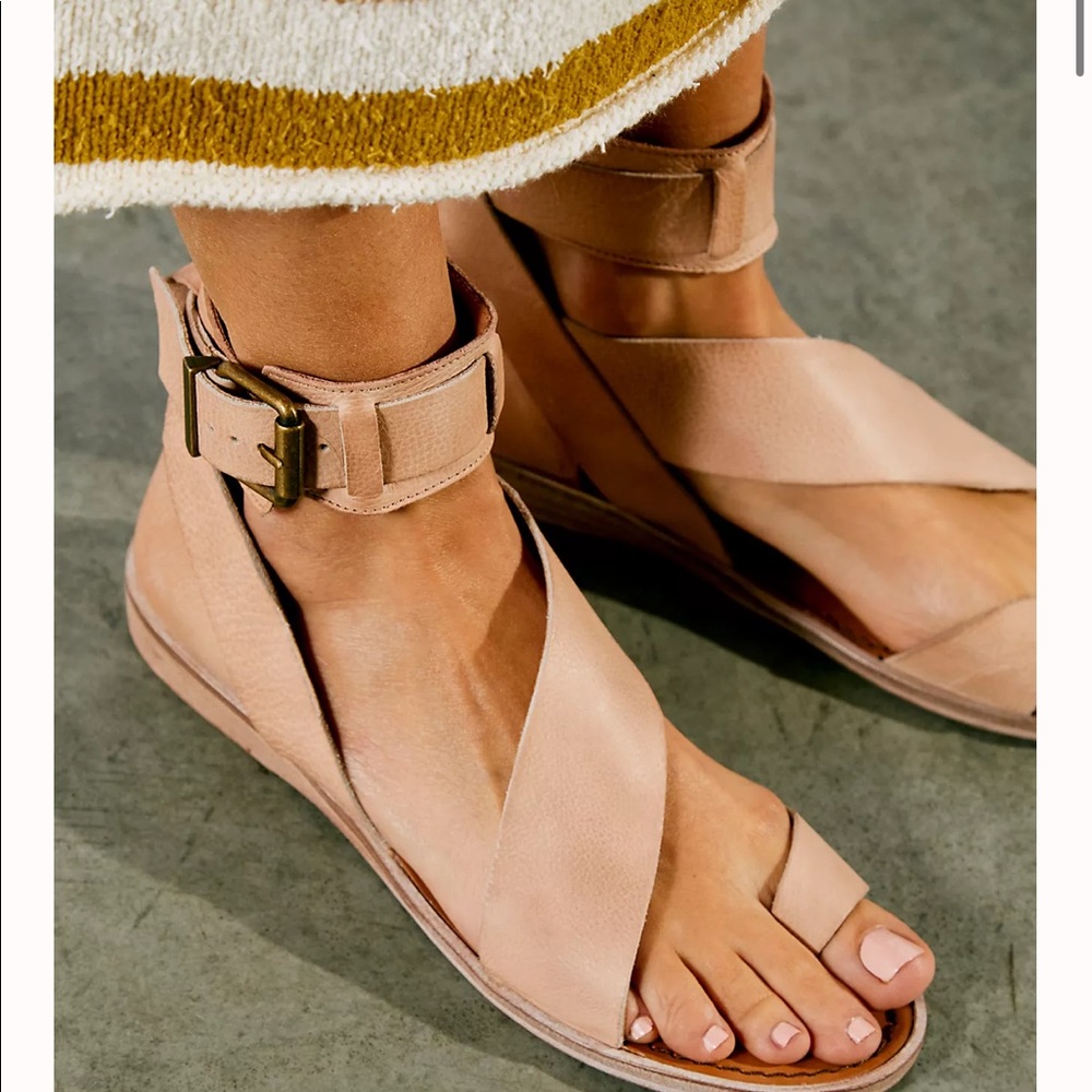 Free People Vale Boot Sandal in Makeup size 8